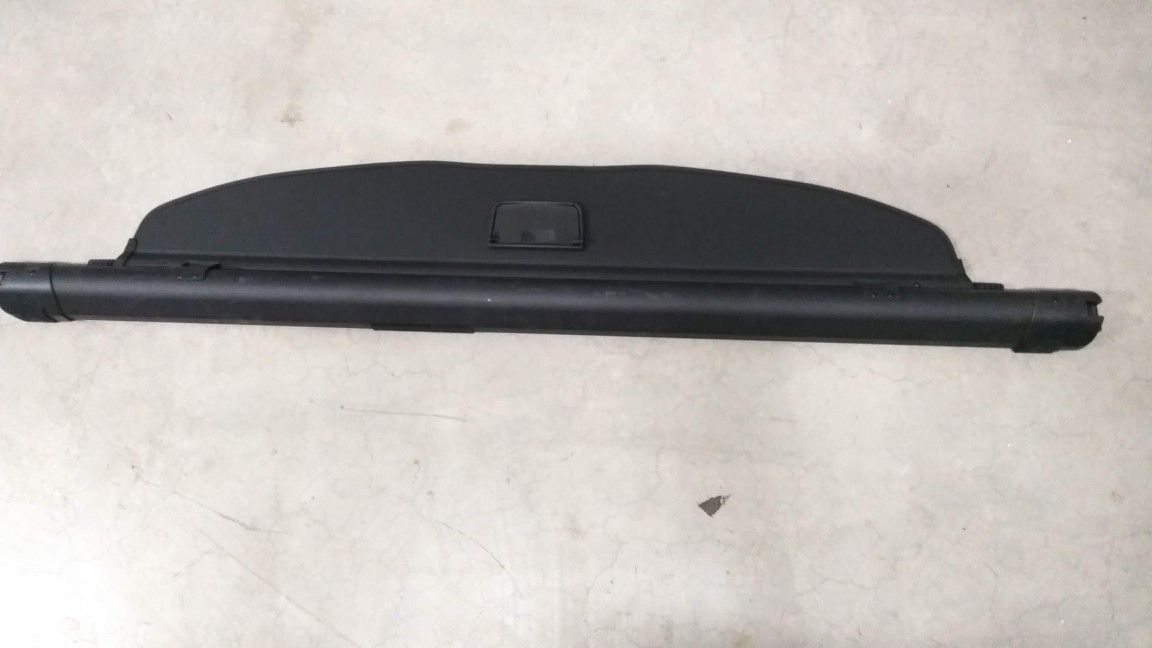 LAND ROVER OEM 2015-16 Discovery Sport-Cargo Cover LR073376