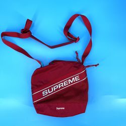Supreme Logo Shoulder Bag - Red