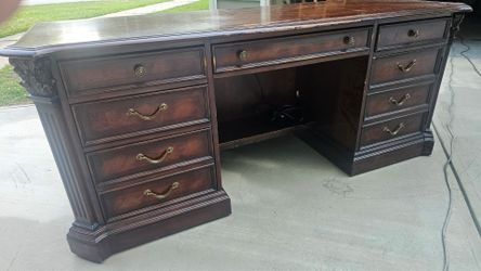 Hooker Furniture European Renaissance II Collection, Wood Computer Credenza / Office Desk