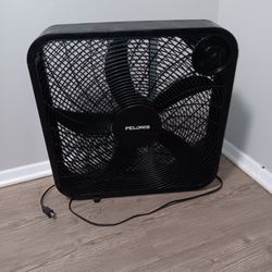 PELONIS BOX FAN