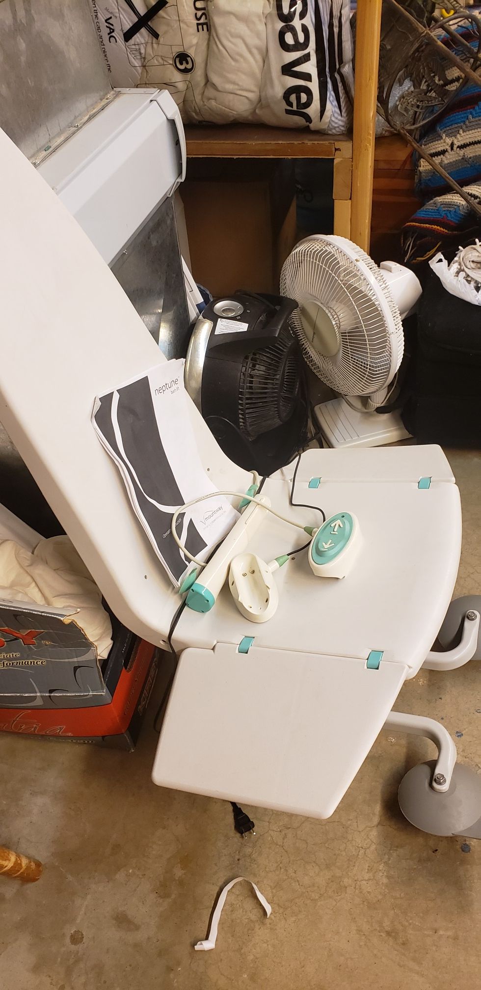 Neptune bath lift for Sale in Spokane, WA OfferUp