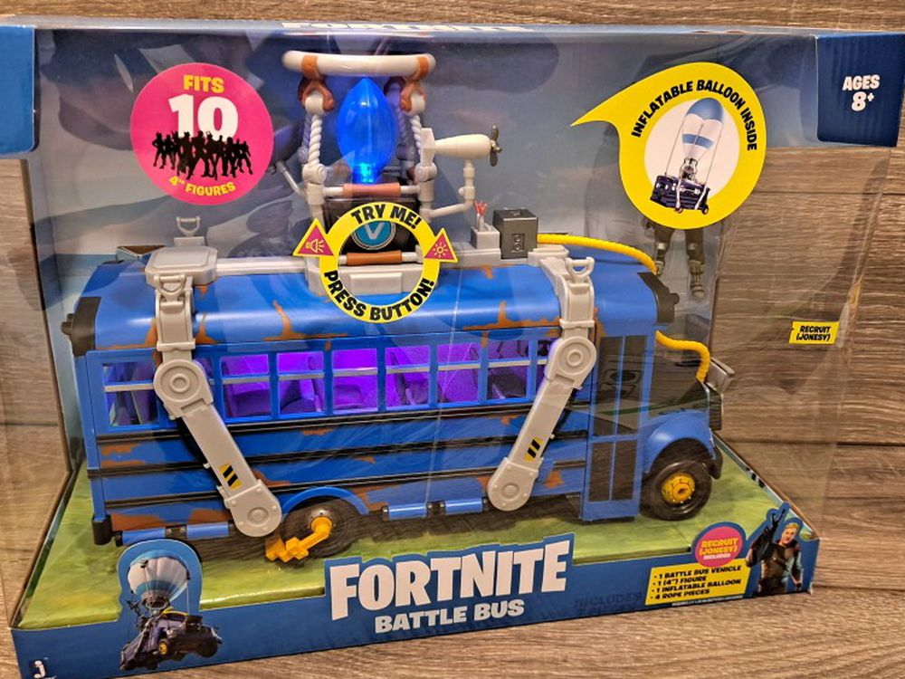 Fortnite Battle Bus Deluxe Vehicle Pack NEW 2020 w/ Figure