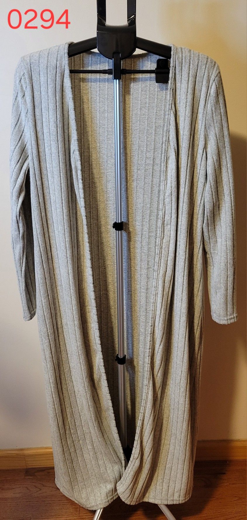 Gray Ribbed Knit Cardigan - Size XL (0294)
