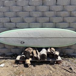 7’11” Surfboard