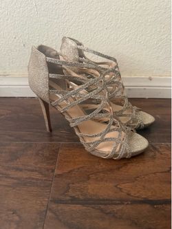 Women’s heels 8.5 international concepts