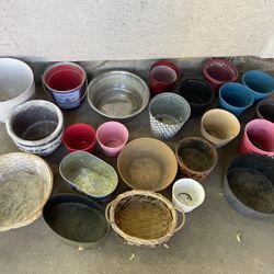 Lots Of Metal And Plastic Pots, $20 For Whole Lot 