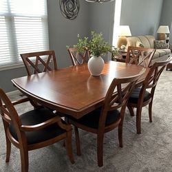 Bassett Furniture Dining Room Set