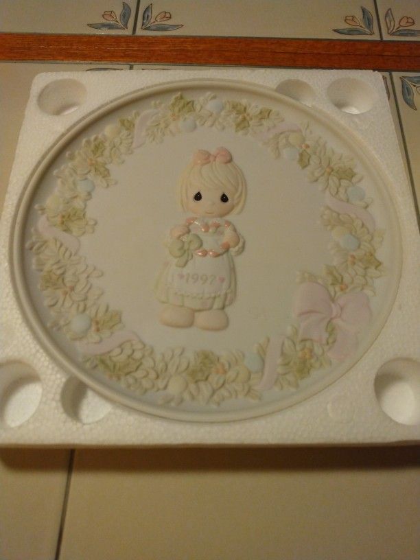 Vtg Enesco Ltd Edition Retired Precious Moments Christmas π Plates (Prices Below)