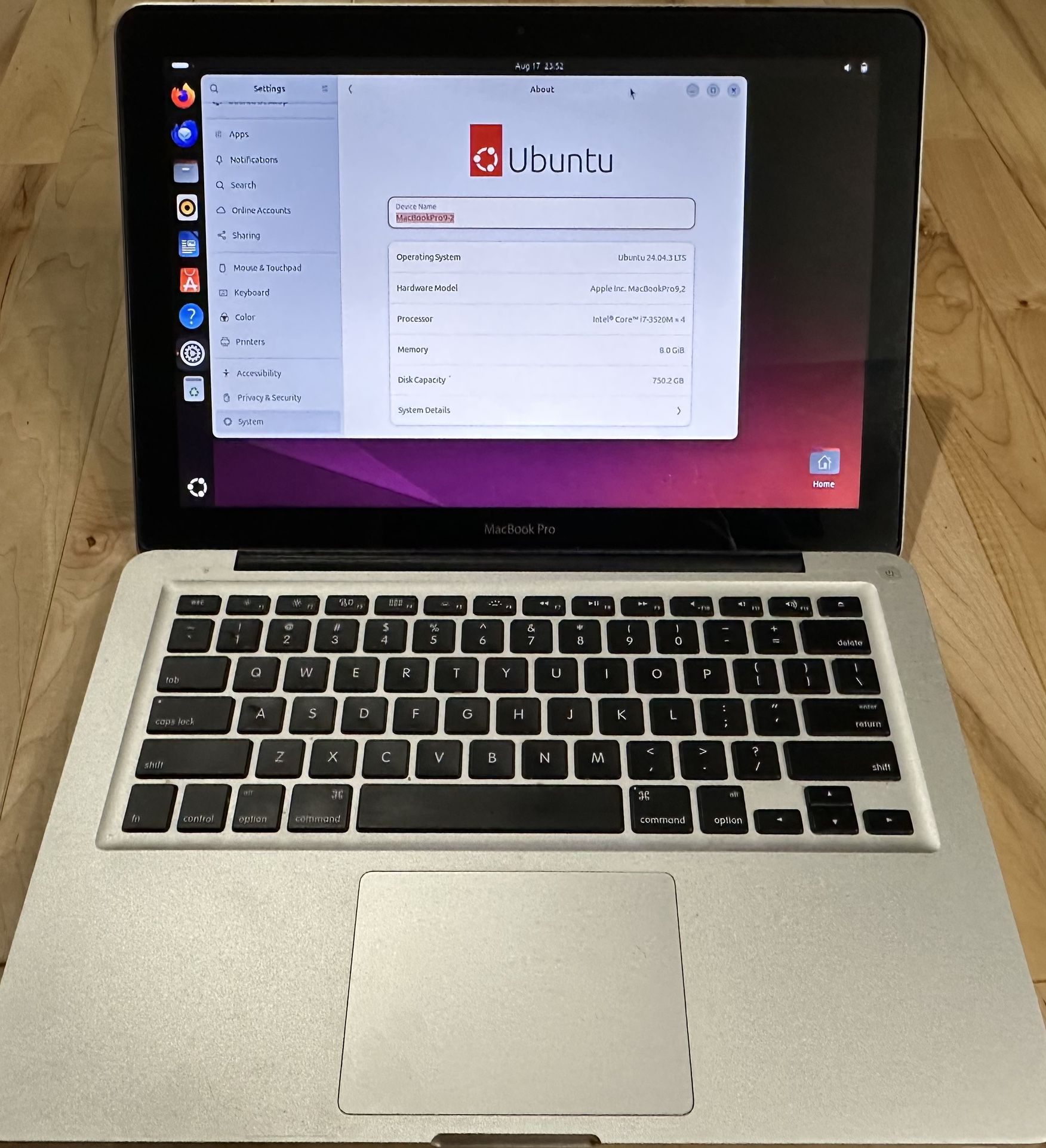 Apple MacBook Pro "Core i7" 13” perfect for Internet, Writing Docs, Spreadsheets, Homework