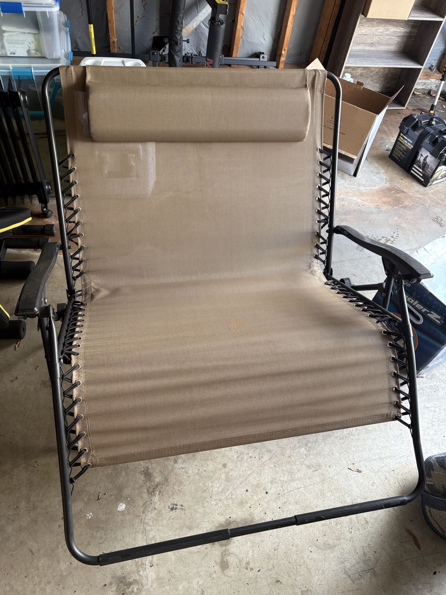 Two Person Outdoor Zero Gravity Lounger