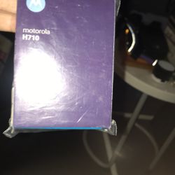 Used Motorola hands-free earpiece Bluetooth