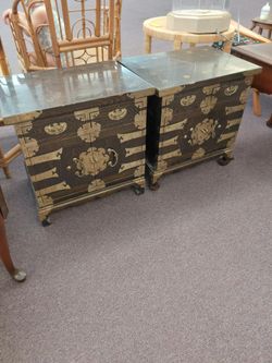 Mid-Century Japanese Mahogany Wood Side tables