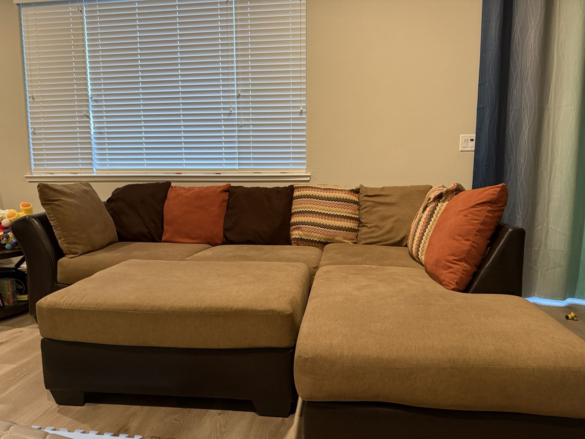 Sectional Sofa