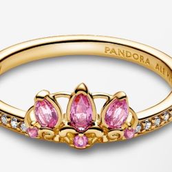 Pandora Ring