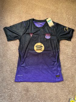 FC Barcelona x Kobe Bryant Nike Soccer Jersey Size XL fits like a L