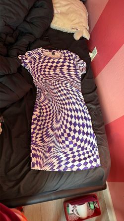 New women’s medium t shirt dress