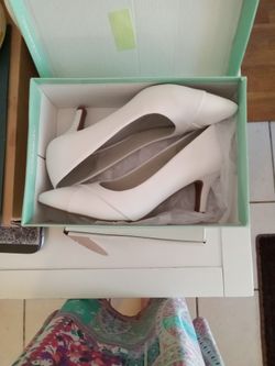 White Shoes New .size 6