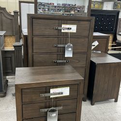 Bedroom set