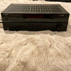 Yamaha RX-V371 5.1 AV Receiver