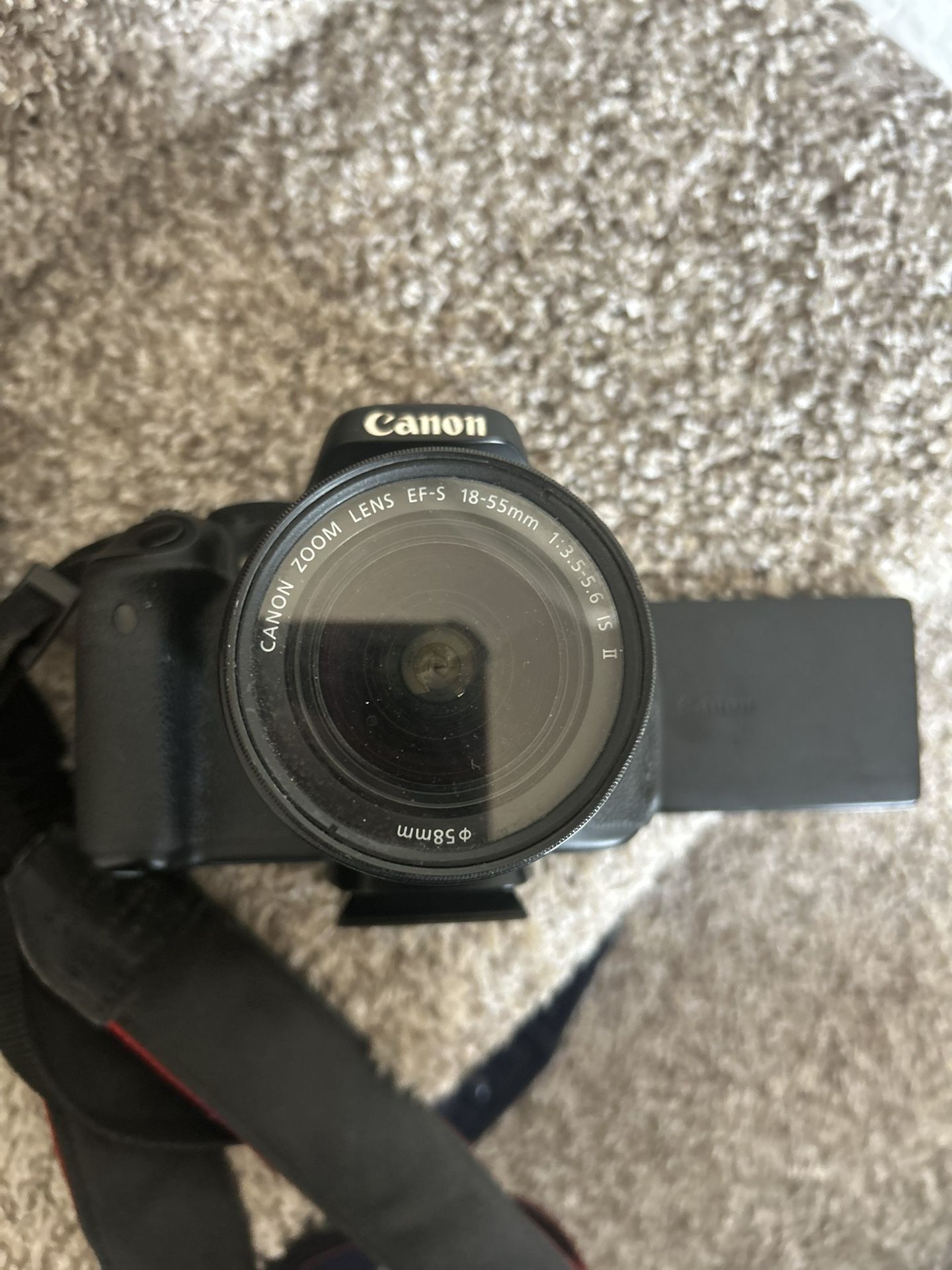 Canon EOS Rebel T5i Digital SLR with EF-S 18-55mm is STM Lens - Wi-Fi Enabled