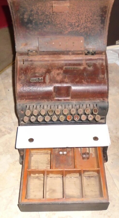 Antique National Cash Register Model 720 w/key