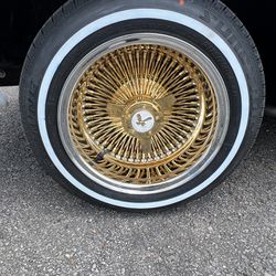 14x7 Center Gold Luxor Wire Wheels On 175-70-14 Whitewalls 