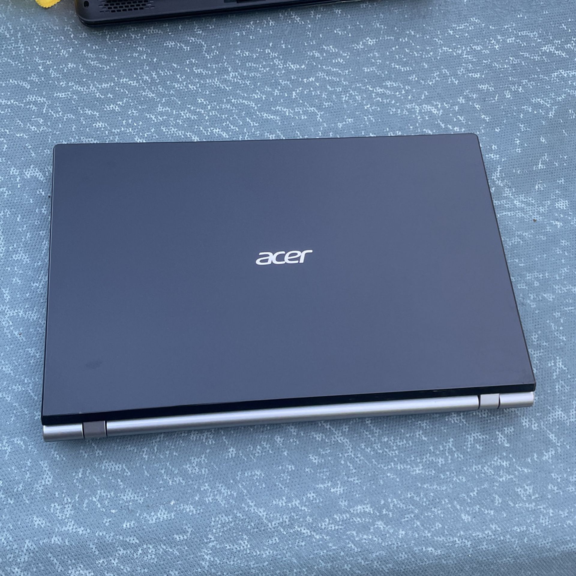 Acer VA70