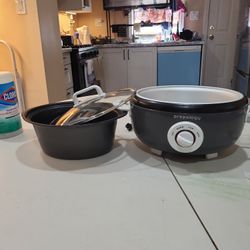 SLOW COOKER