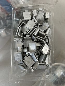 Metal Shelf Clips