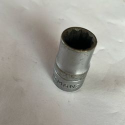Craftsman 9/16" 12-point socket, 1/2” Drive 
