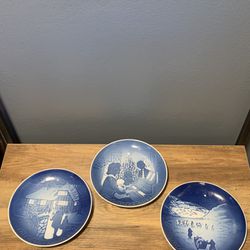 Set Of 3 Royal Copenhagen Collector Christmas Plates