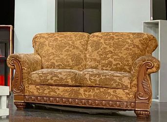 Love seat