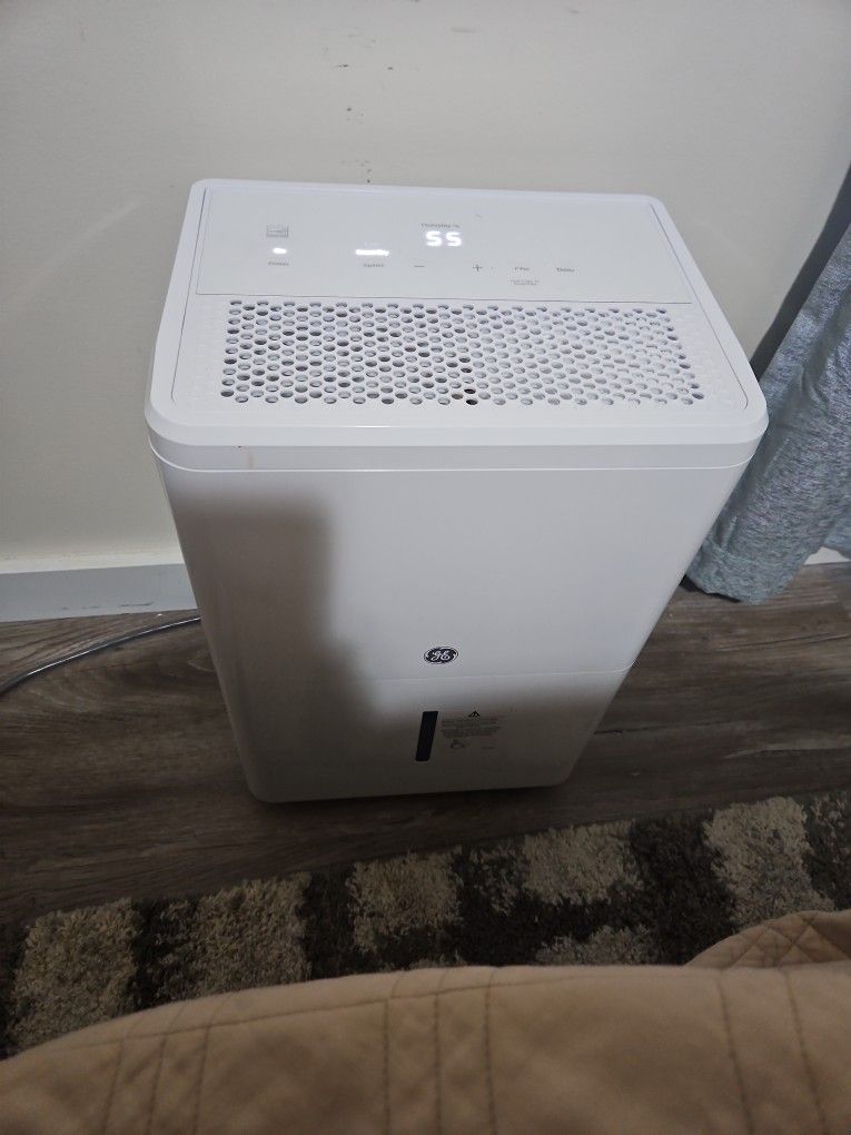 GE Dehumidifier (Like New- Barely Used)