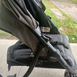 Used BABY STROLLER
