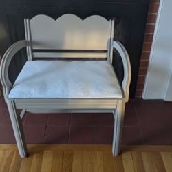 Small Grey Bench Chair 