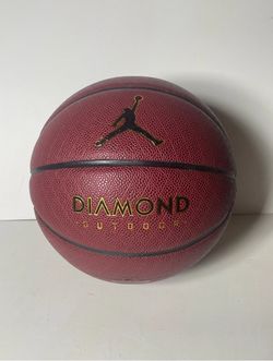 NEW Jordan Diamond Outdoor Basketball Size 6
