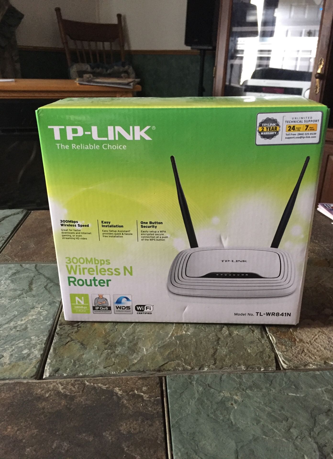 Wireless router,300 Mbps N ,never used in box