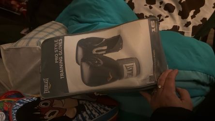 Boxing Gloves 