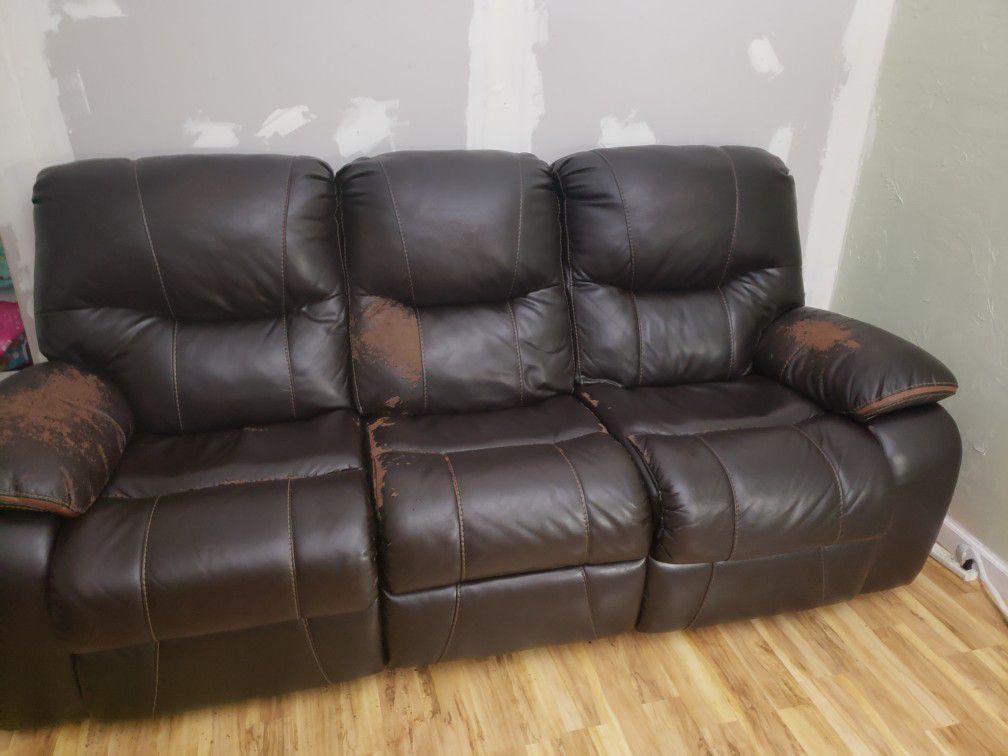 Free couch and I give you $25 cash