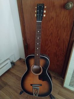 Harmony Stella H6130 made in usa parlor guitar