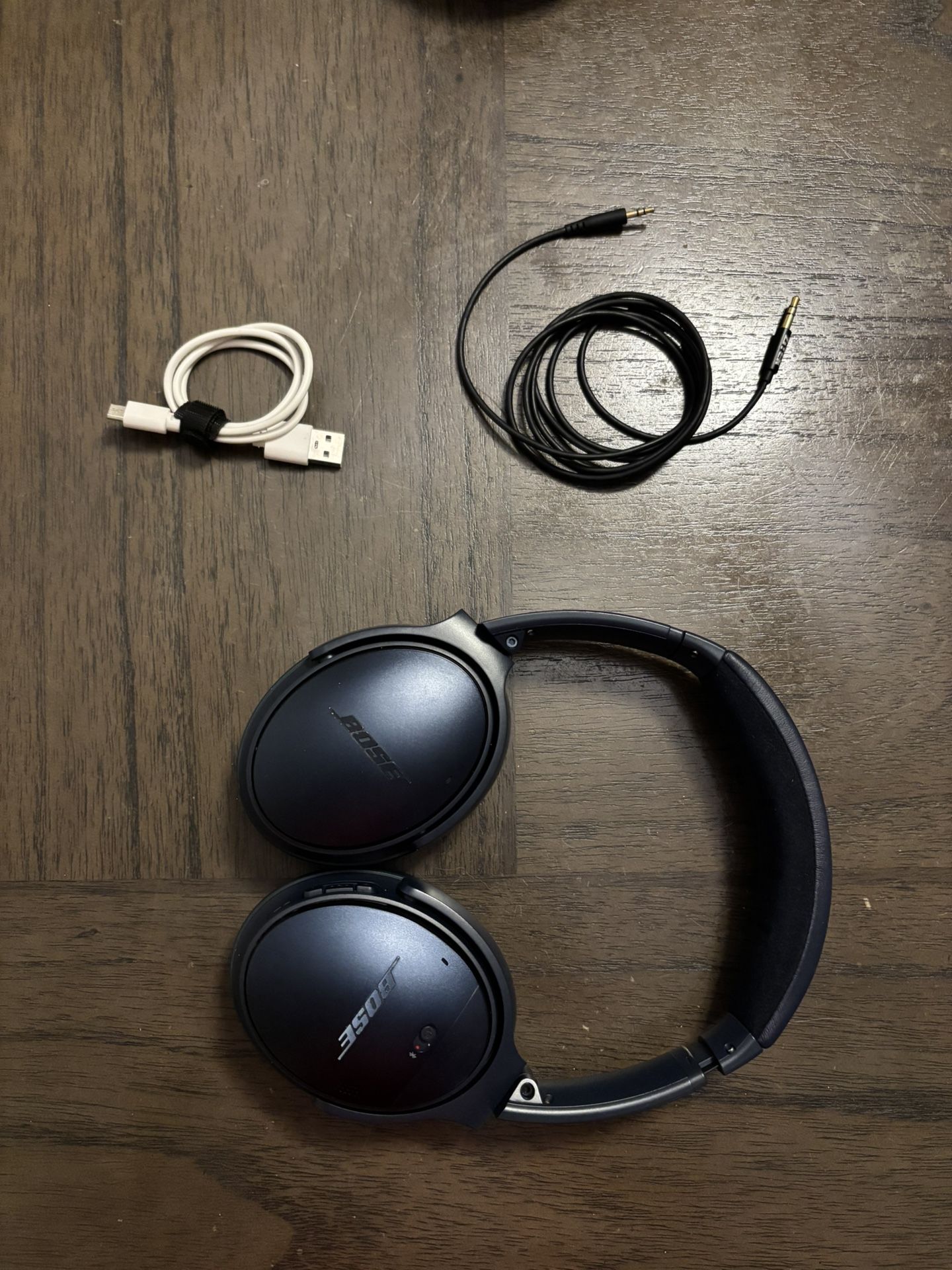 Bose Quiet Comfort 35 (QC35)