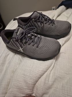 Xelero performance 10.5 mens Ortho shoes