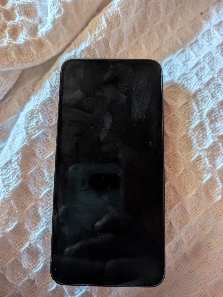 Samsung S24