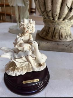 1993 Giuseppe Armani, Retired, Figuring