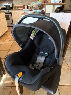 Chicco Bravo Travel System