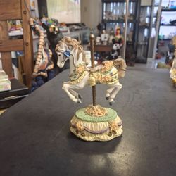 Heritage House Carousel Horse Music Box Plays "Somewhere Over The Rainbow" From Melodies County Fair Collection 6"H