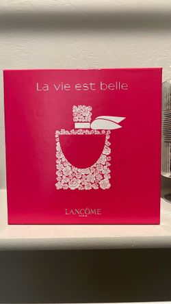 La vie est belle perfume gift set