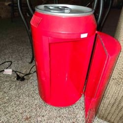 Coca-Cola Mini Fridge / Coke Cooler / Warmer