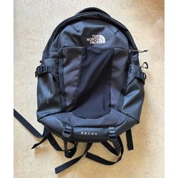 The North Face Recon Backpack Black 30L FlexVent Laptop School Bag