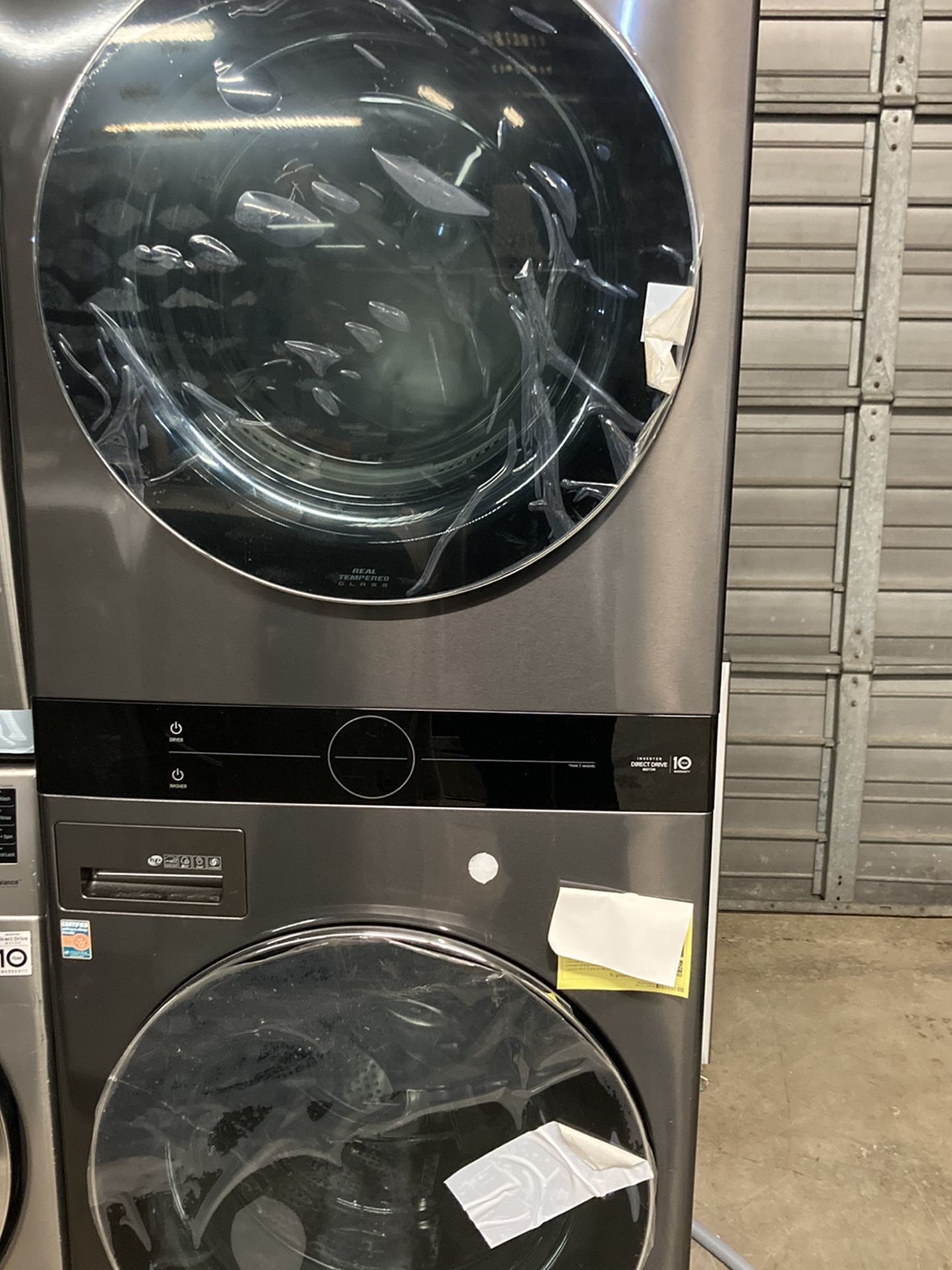 ***WOW ***2020 BRAND NEW LG GAS STACKABLE WASHER AND DRYER WITH THINQ TECHNOLOGY ONLY $1099